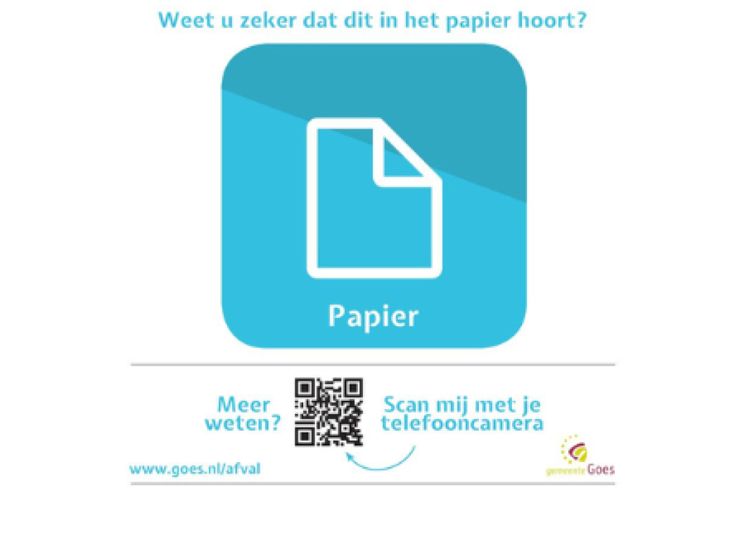 Op deze afbeelding staat het logo voor oud papier en een QR-code naar de website van gemeente Goes.