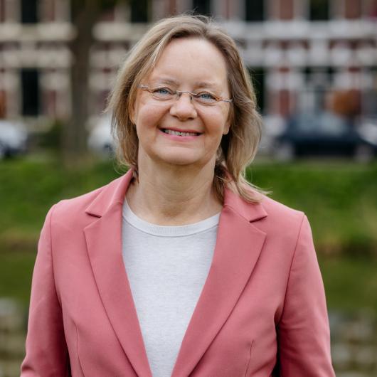 Joan Veldhuizen